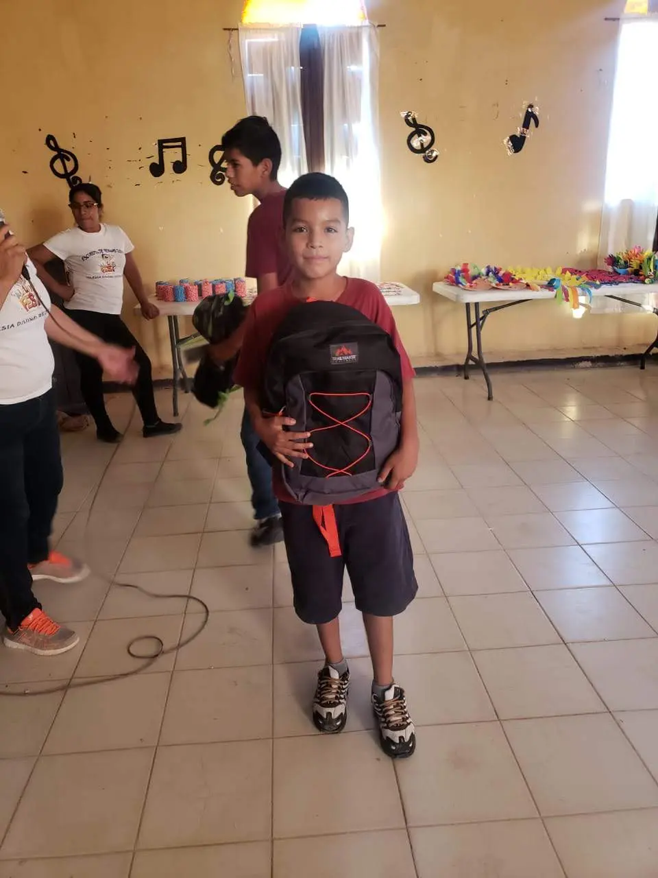 Recuerdo de Share the Love · junio de 2025 · 6