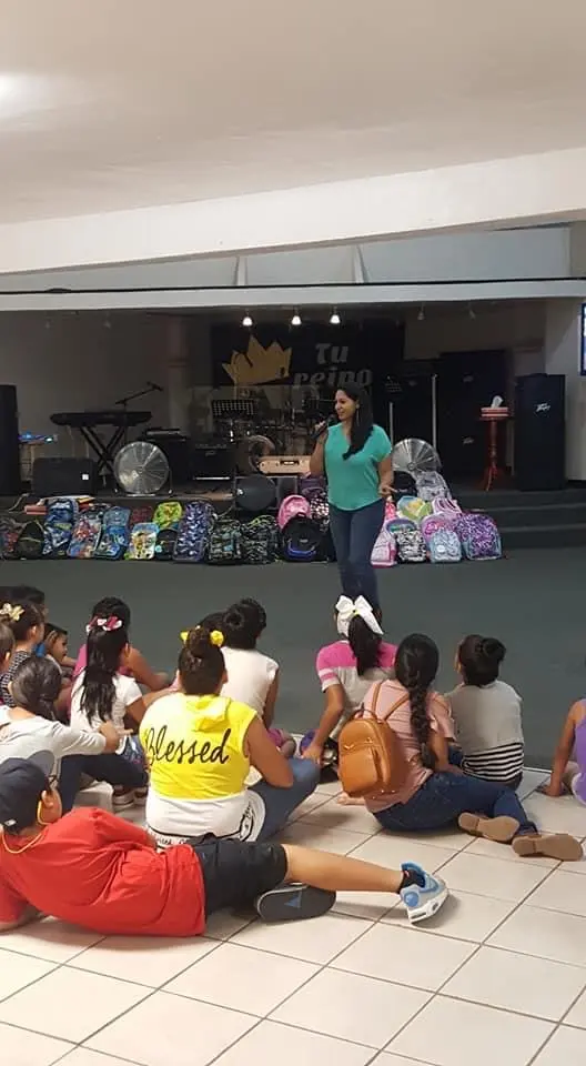 Recuerdo de Share the Love · junio de 2025 · 37