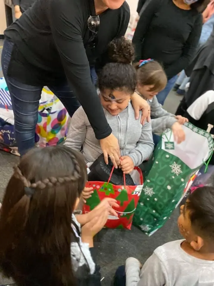 Recuerdo de Share the Love · diciembre de 2025 · 16