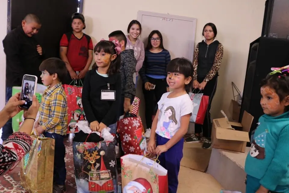 Recuerdo de Share the Love · diciembre de 2025 · 35